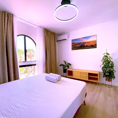 Tropicalidays Oceanview Grand Luxe Адехе